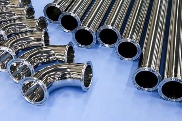 Các đoạn ống inox với đầu nối clamp